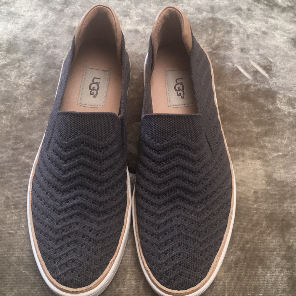 Ugg Sammy Slip-On Sneaker